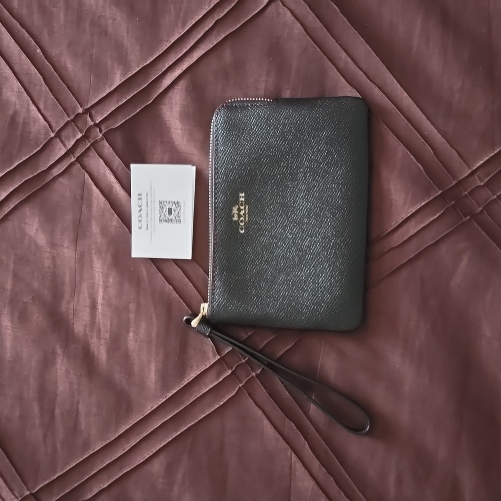 Coach wristlet bag/wallet - Picture 1 of 4
